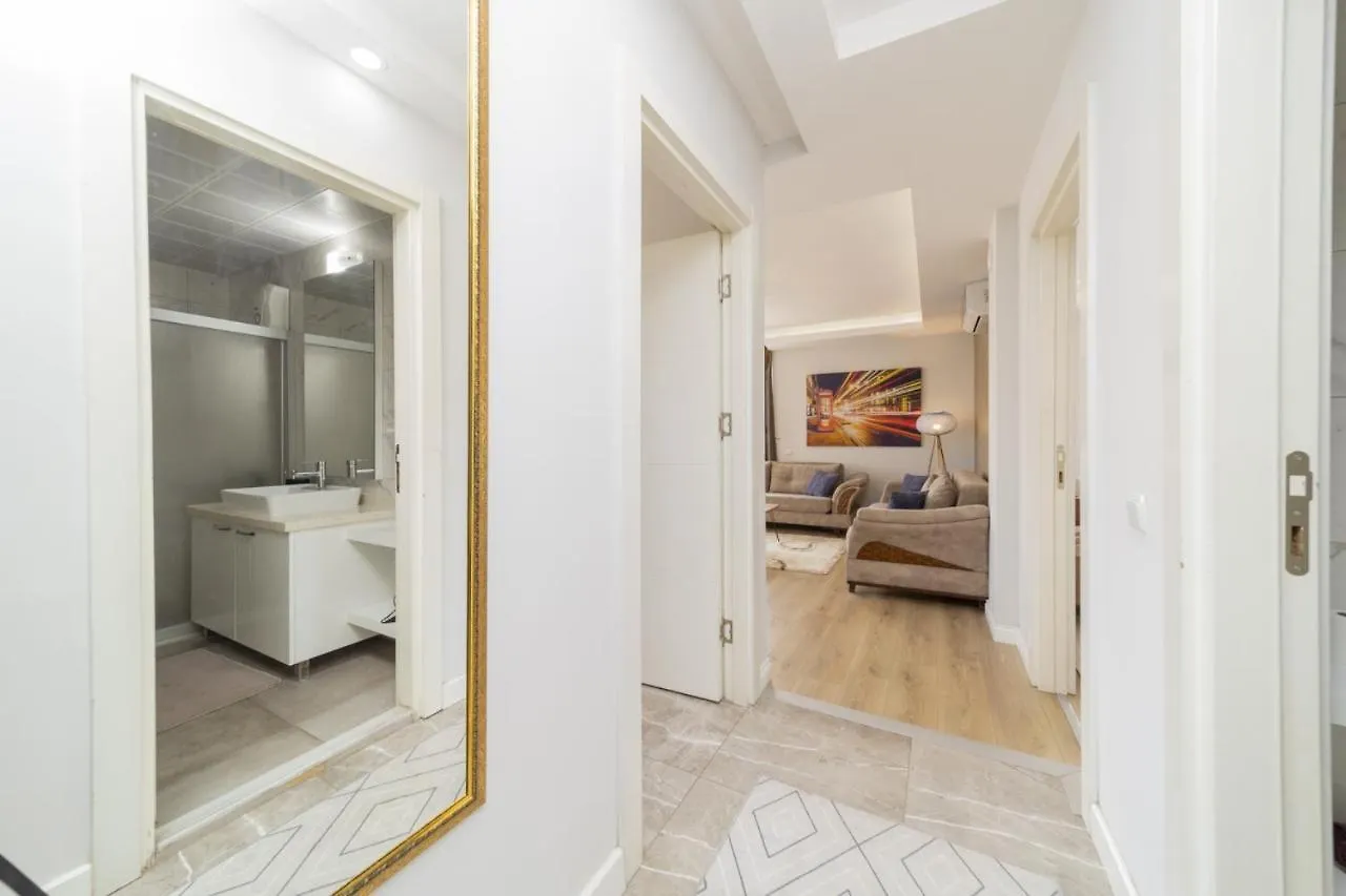Bright Flat W Balcony 15 Min To Konyaalti Beach Antalya 0*,