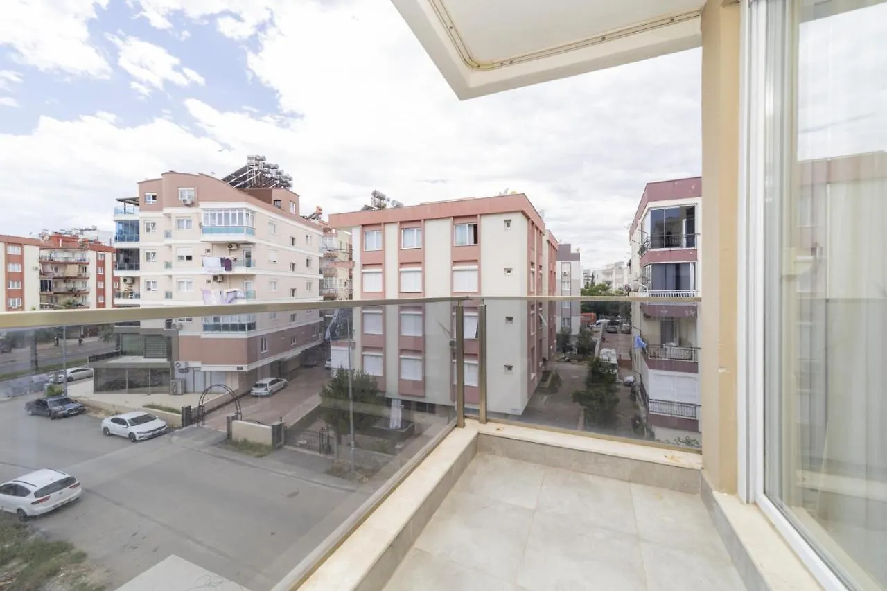 Bright Flat W Balcony 15 Min To Konyaalti Beach Antalya Turkey